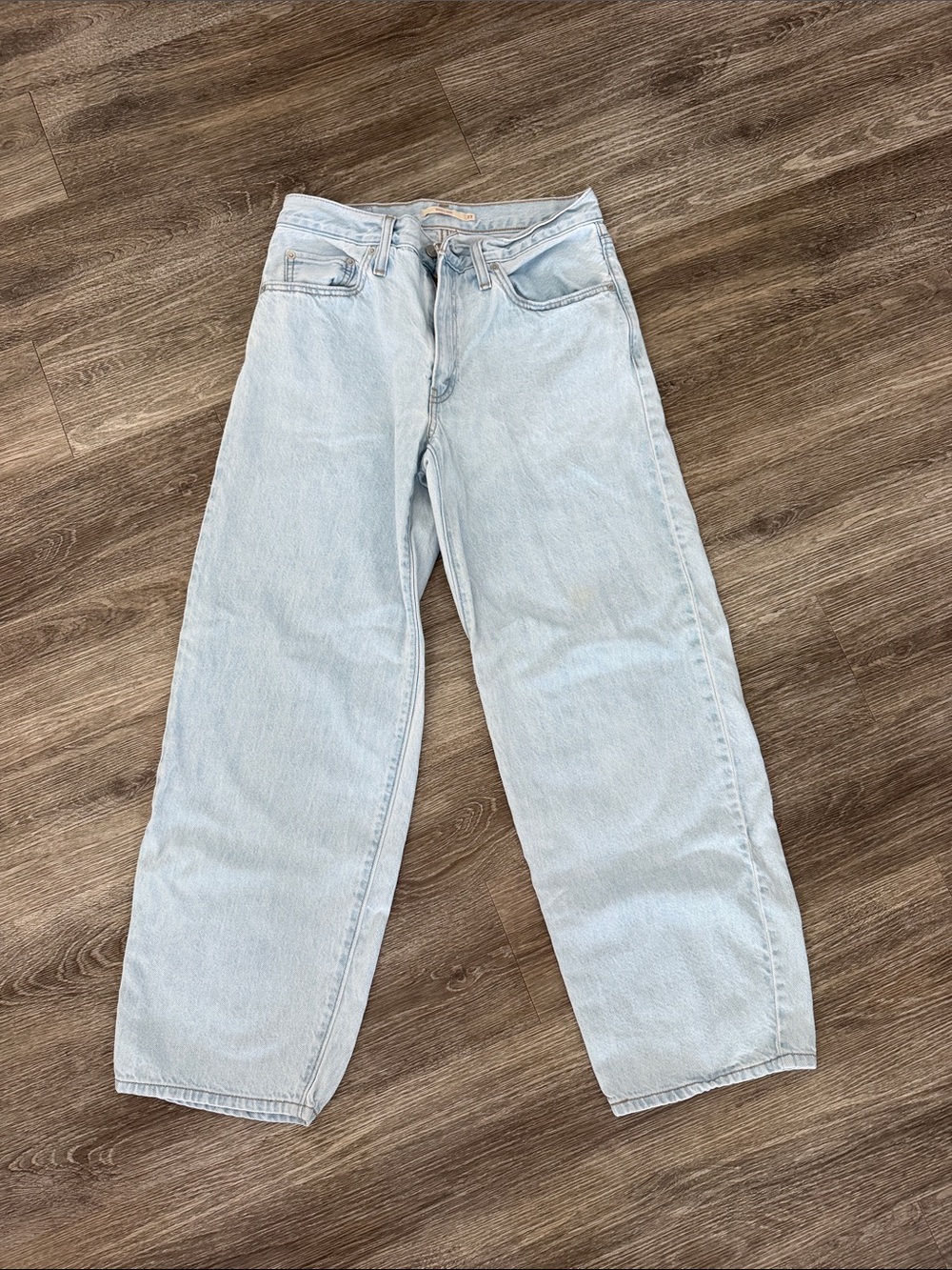 Levi’s baggy dad jeans loose fit light wash 27 waist